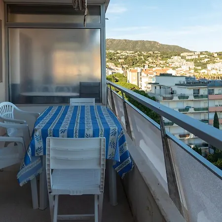 4 Pers. Au Lavandou, Face - Fr-1-803-70 Ле-Лаванду